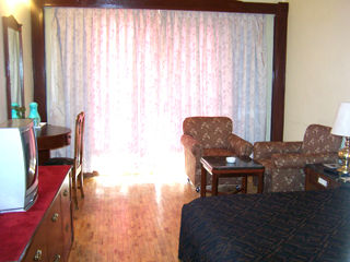 The Monarch Hotel 4*