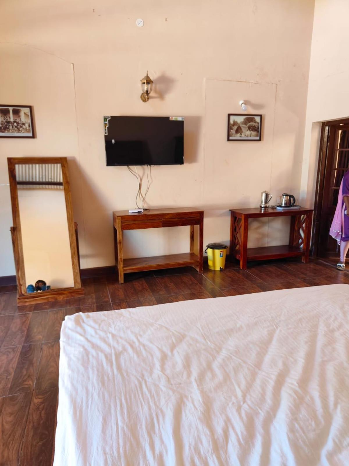 Heritage By Brown Tree Resorts Guest house *