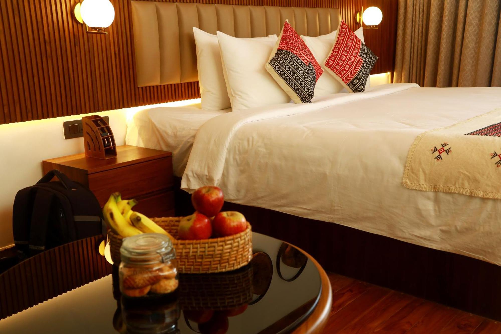 Hotel Ayatana