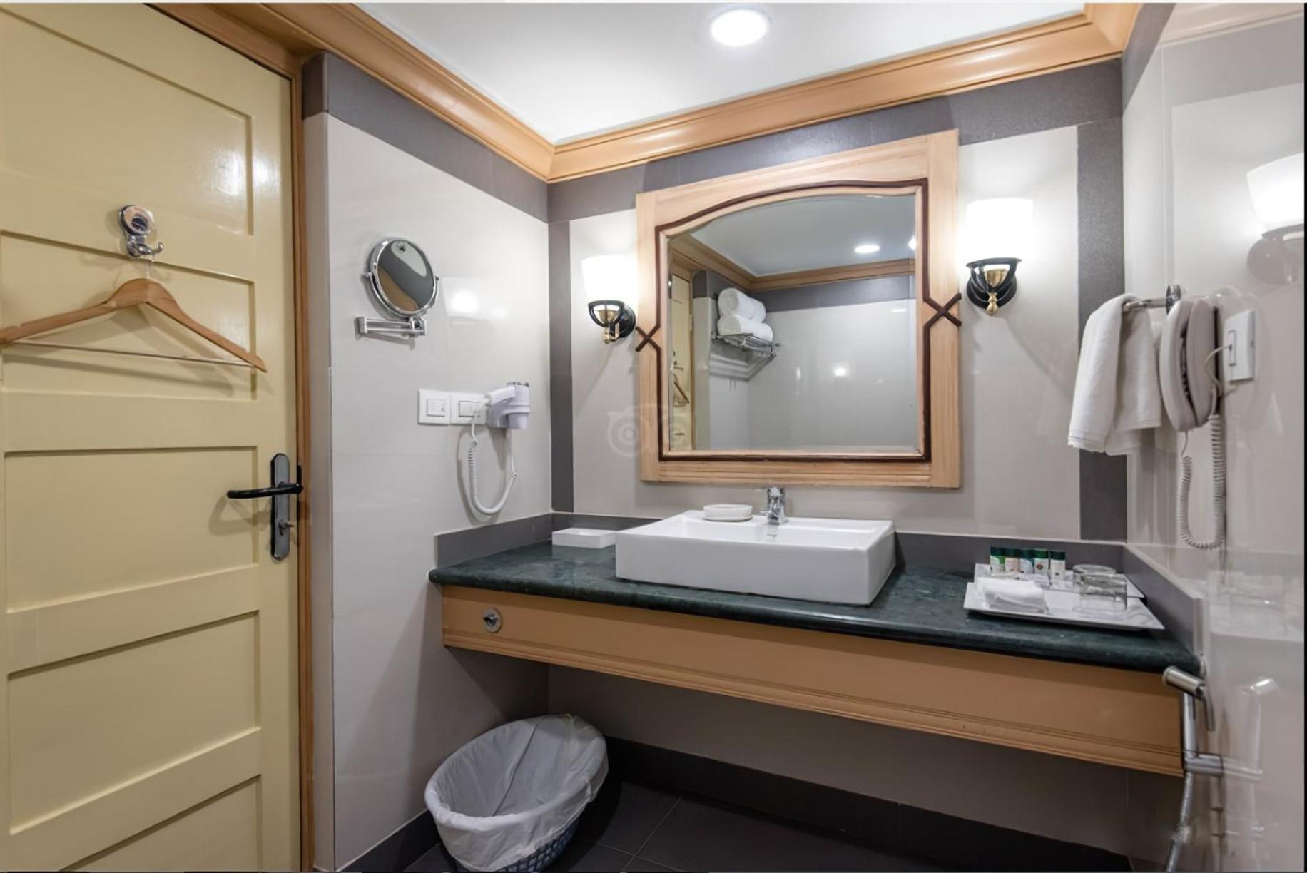 Fortune Sullivan Court, - Member Itc Hotels' Group 4*