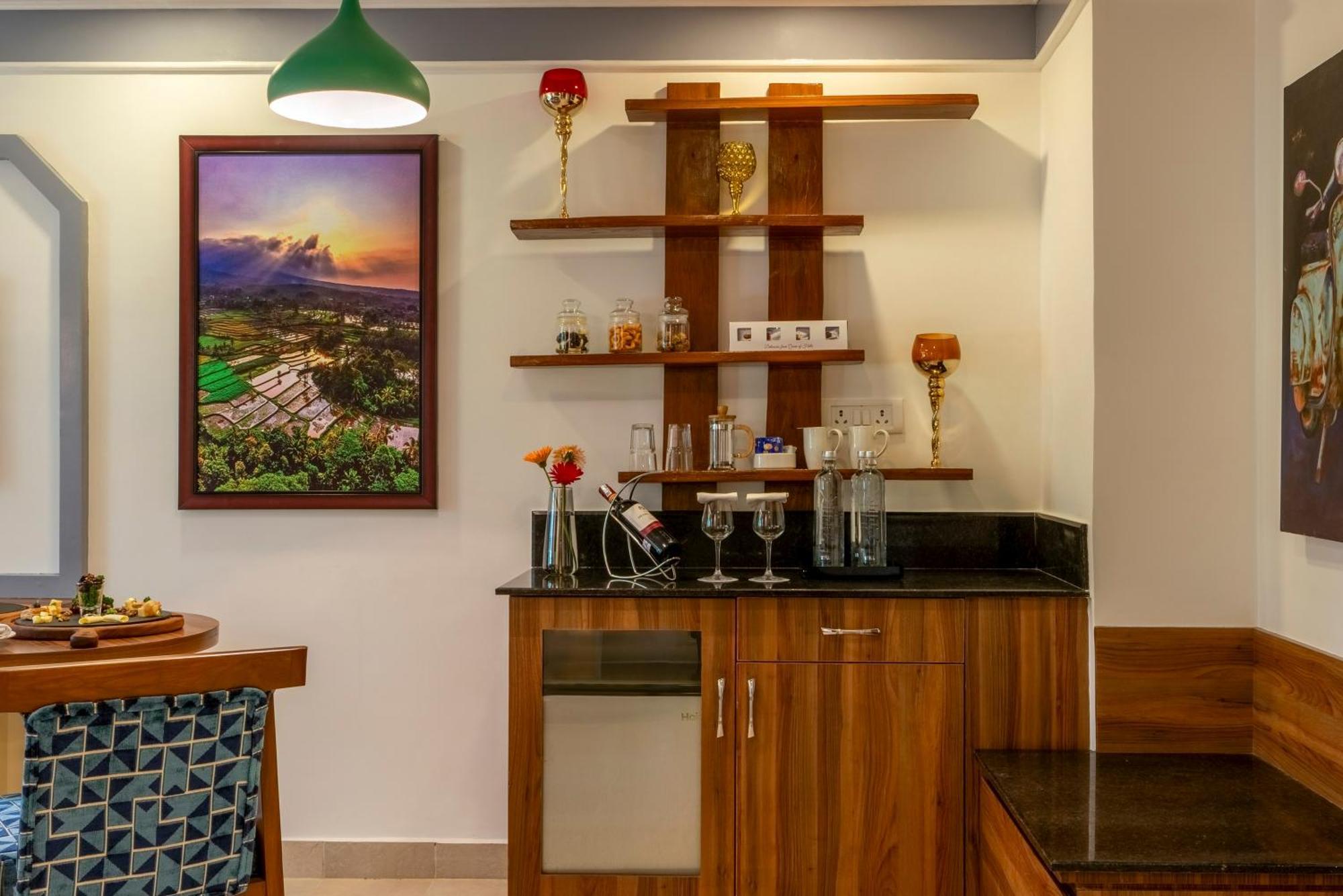 Sterling Elk Hill Ooty