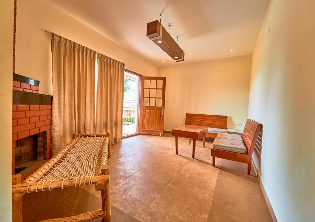 Aj Gable Clouds By Voye Homes - Serene Near Avalanche Emerald Resort Ooty
