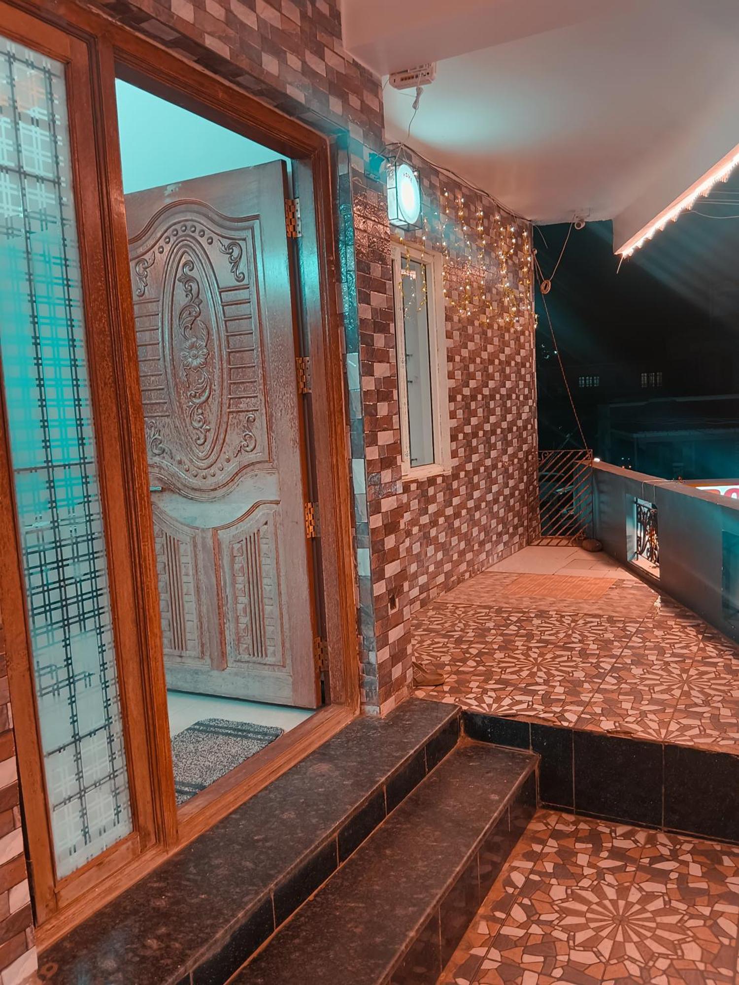 Luxe Safari Hostel Ooty
