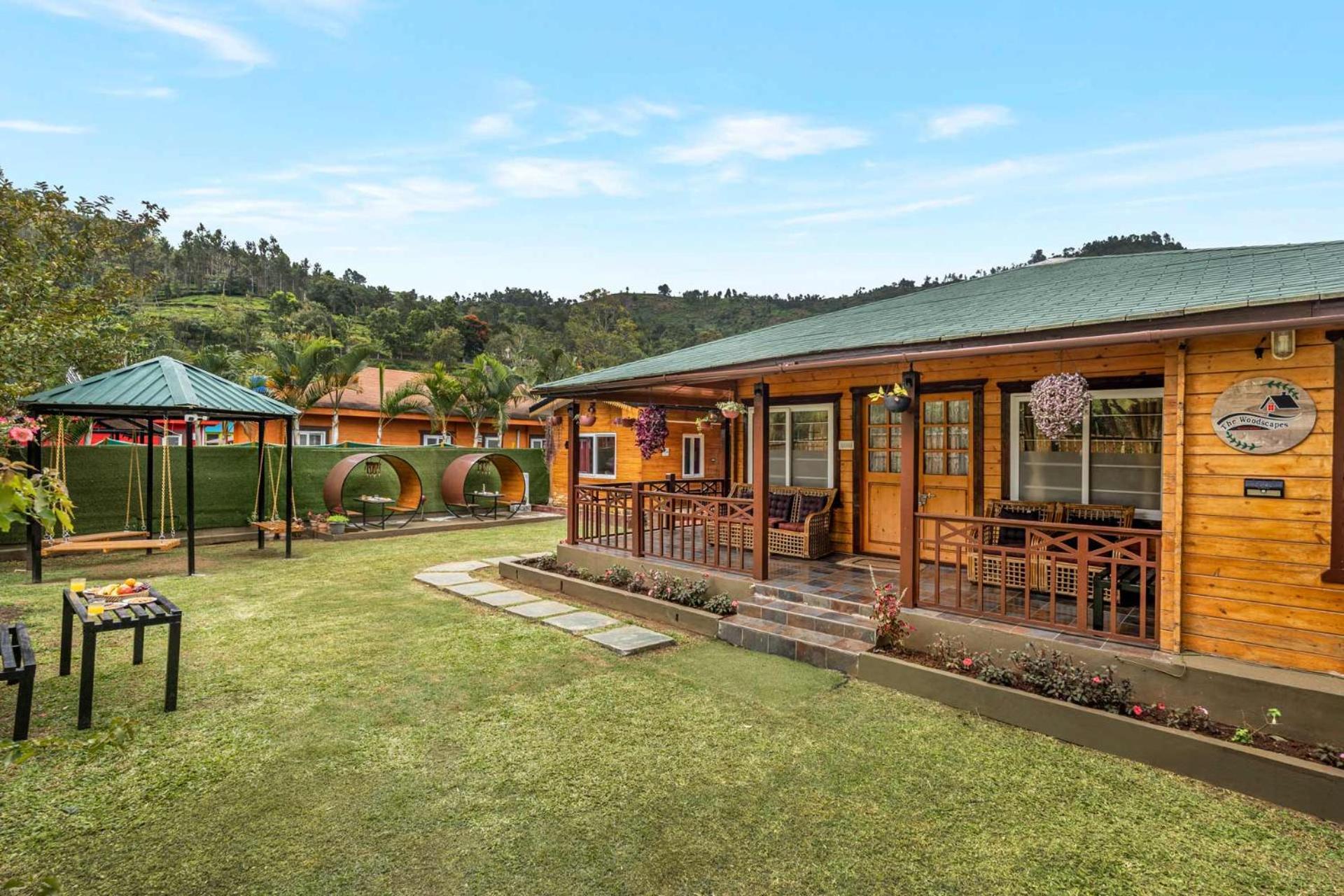 Stayvista At The Woodscapes With Lawn & Views * Ooty