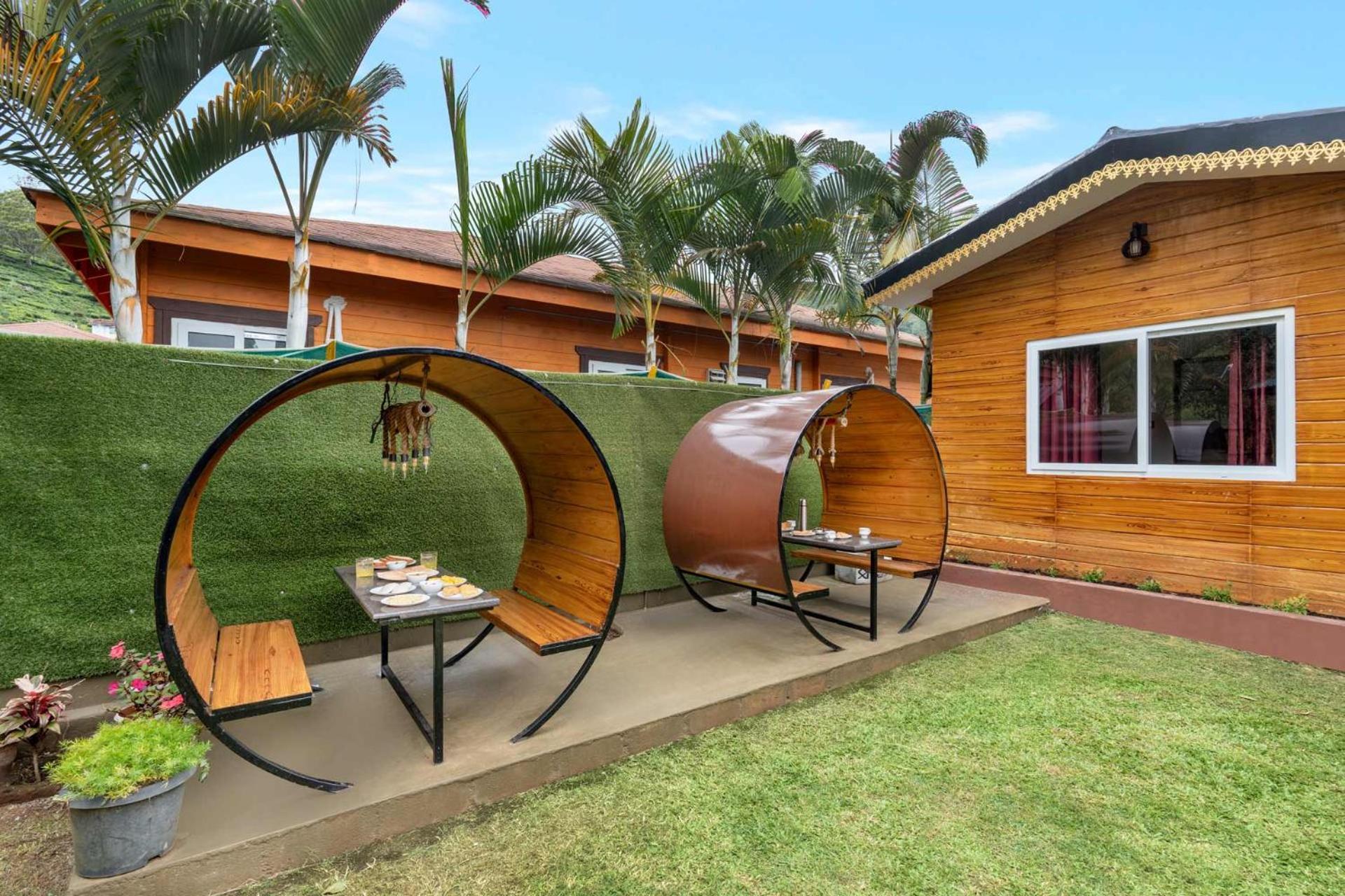 Stayvista At The Woodscapes With Lawn & Views Villa