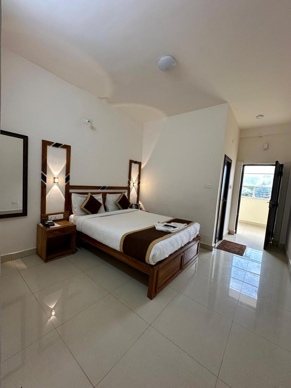 Sviksha By Lexstays Hotel