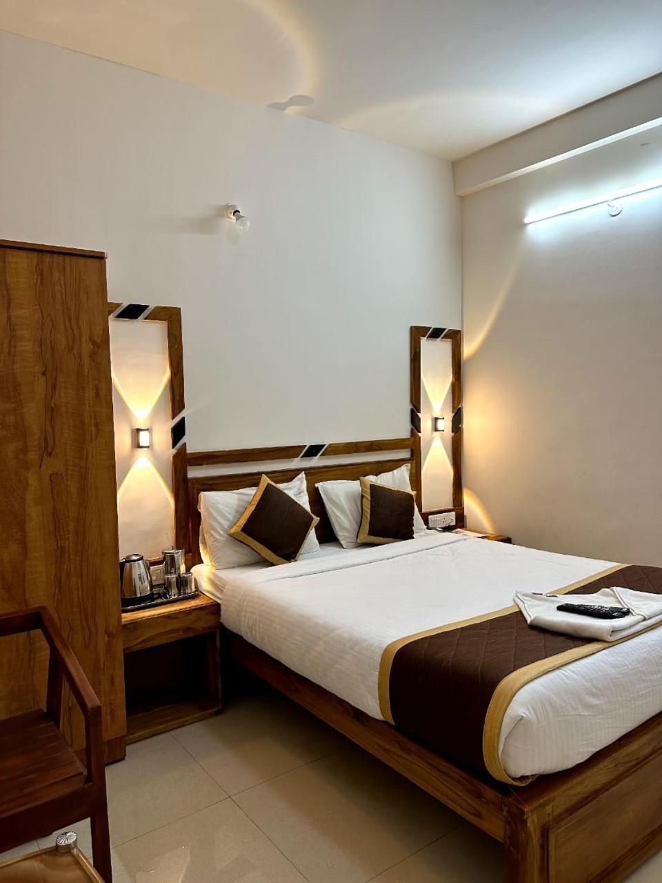 Sviksha By Lexstays Hotel 3*
