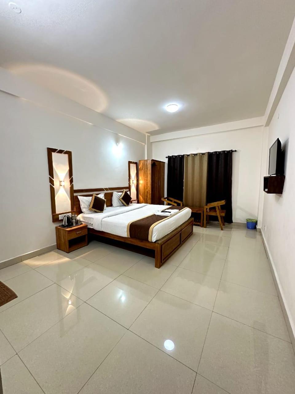 Hotel Sviksha By Lexstays Ooty