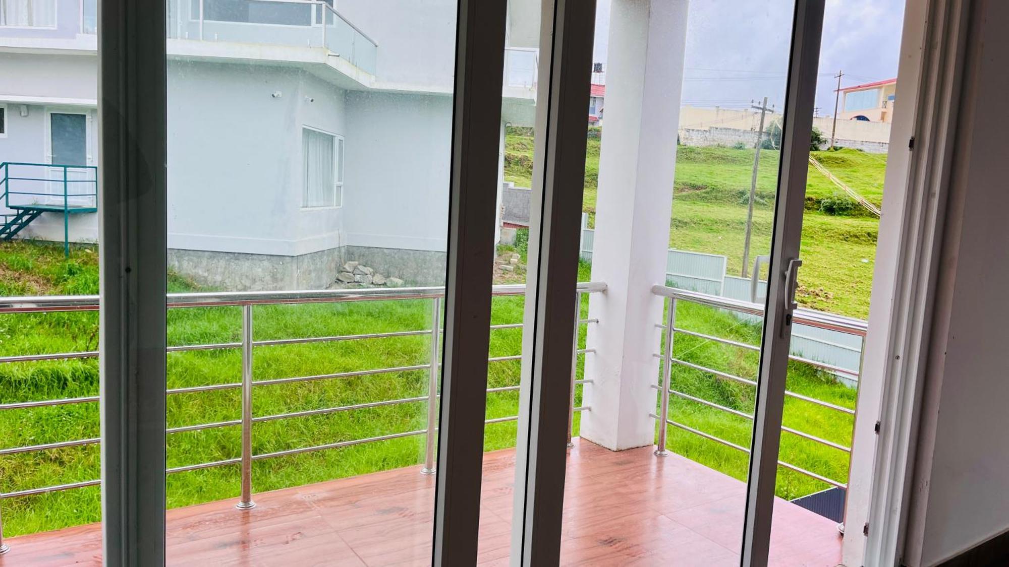Away From - 6 - Ooty, Entire 3bhk * Ooty
