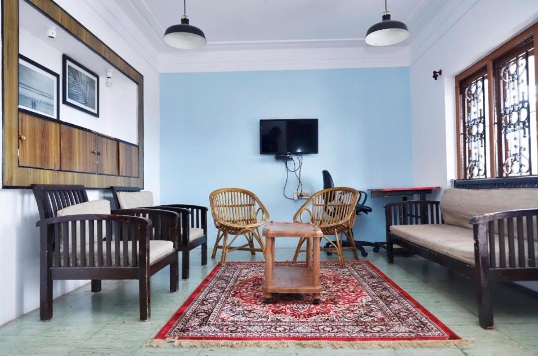 Hilltop 3bhk & 4bhk Apartment *