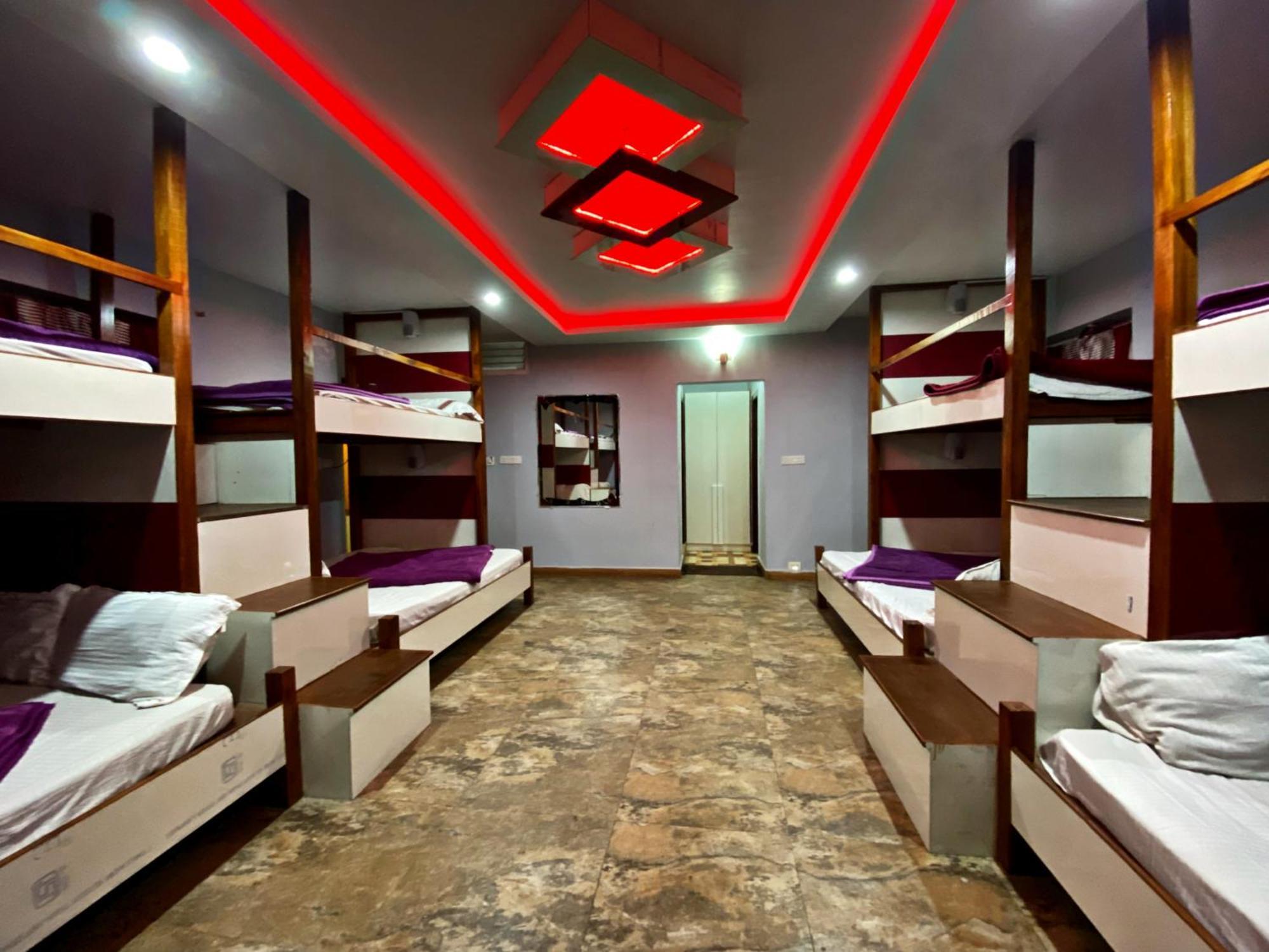 Magic Mist Resort Ooty