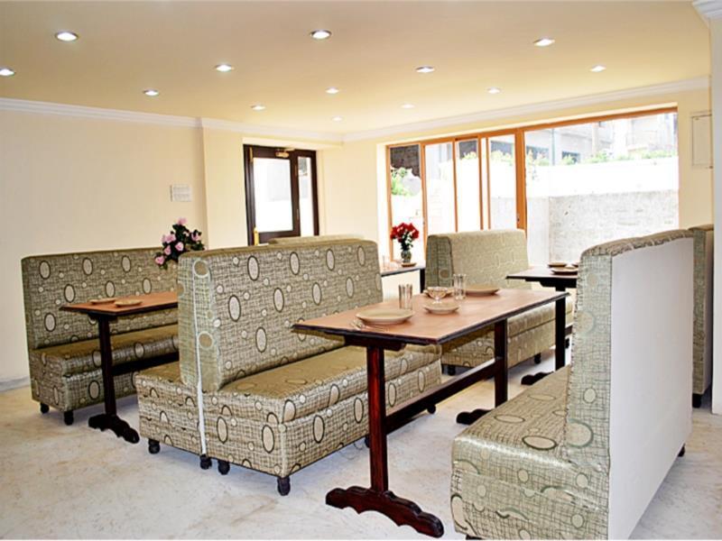 Sapphire Grand 2*