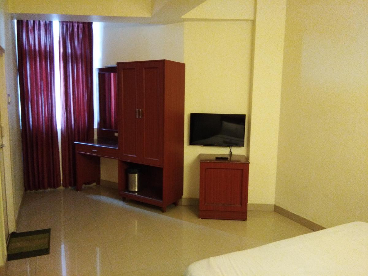 Sanjay Hotel Ooty