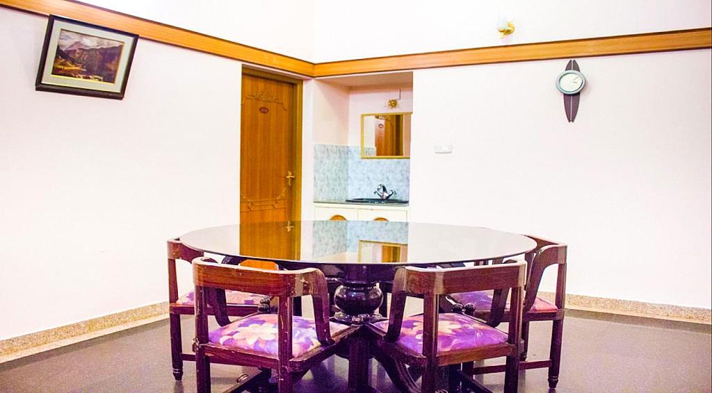 Silver Oak Hotel Ooty