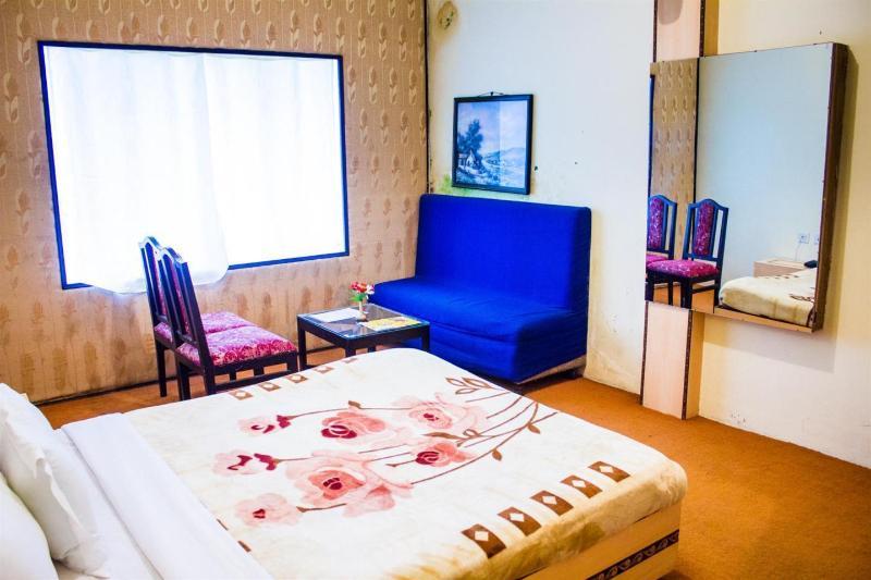 Sapphire Grand
