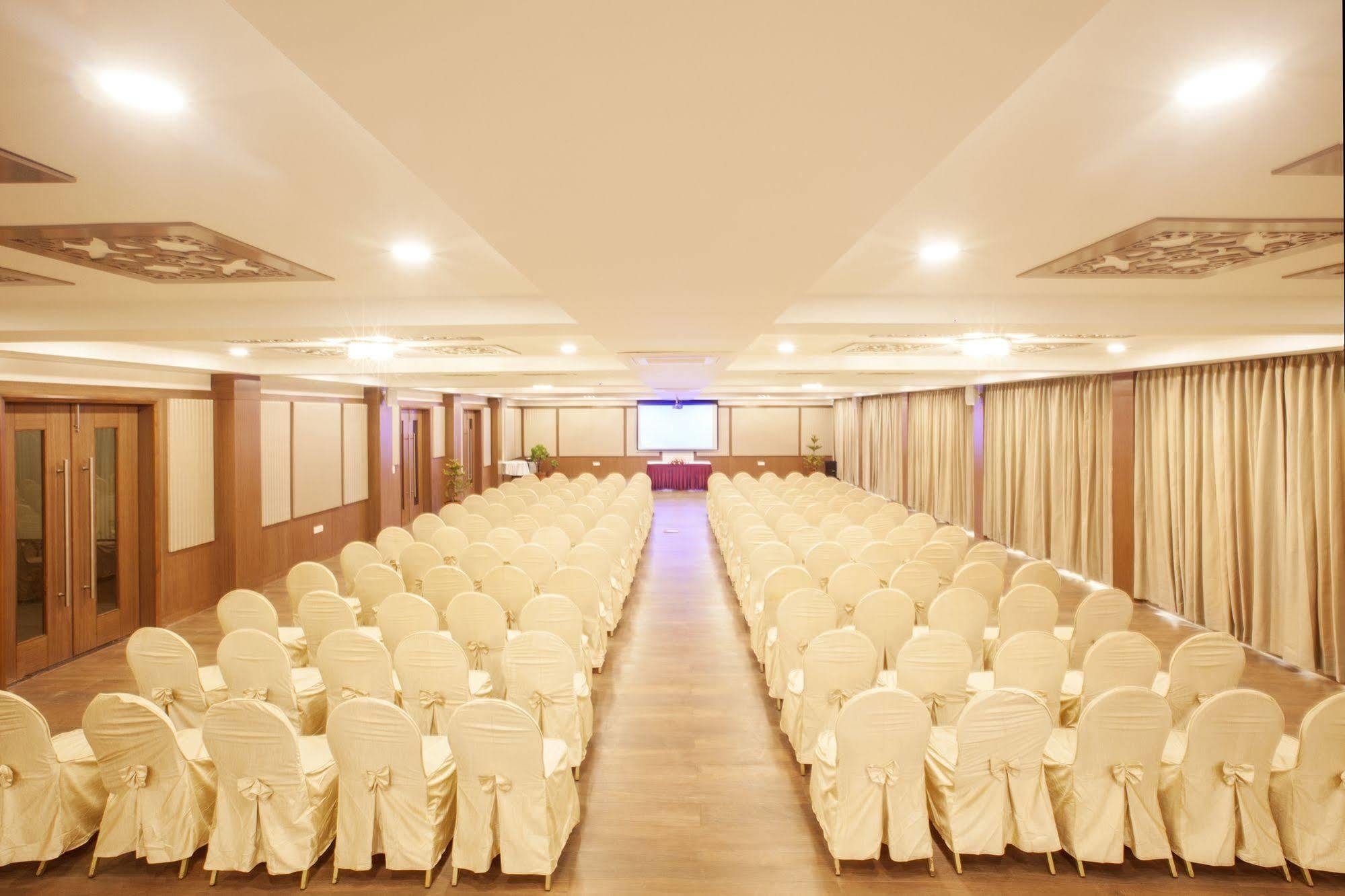 Resort Sterling Elk Hill 4*