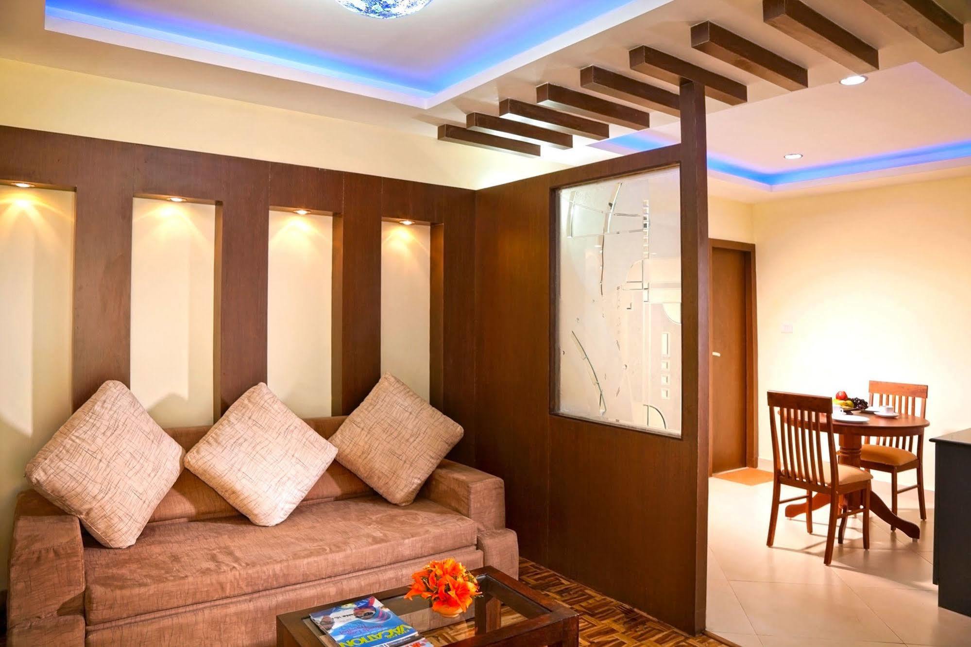 Sterling Fern Hill 5*