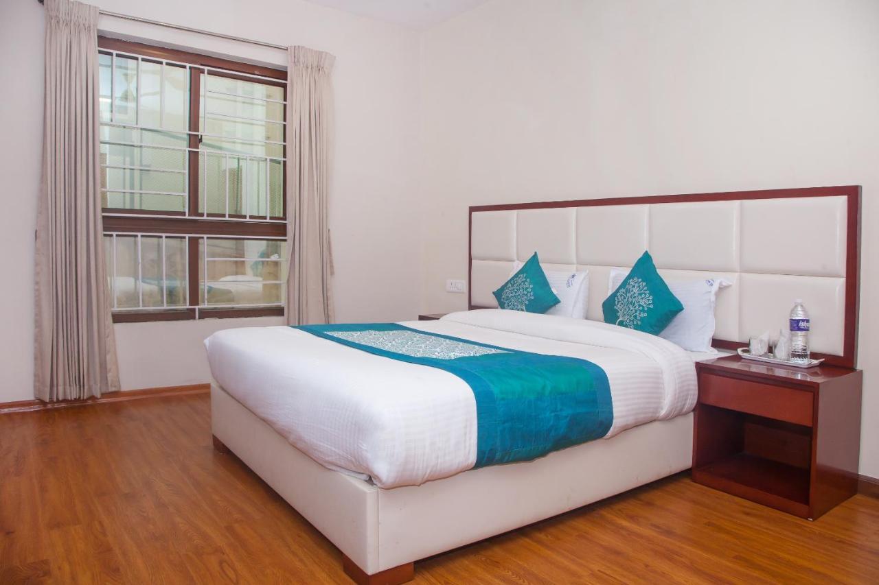 Oyo 16773 Hillcrest Metro Hotel