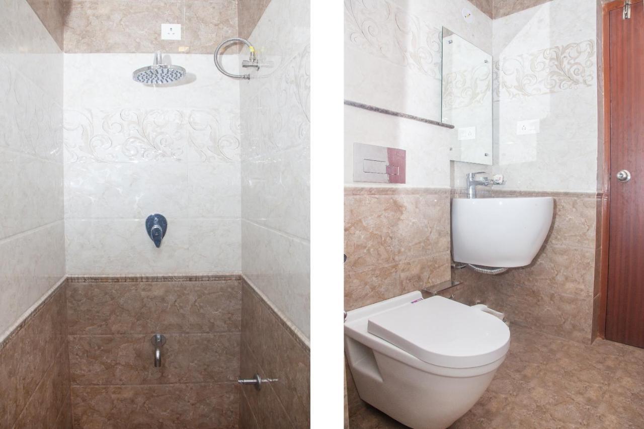 Oyo 16773 Hillcrest Metro Hotel