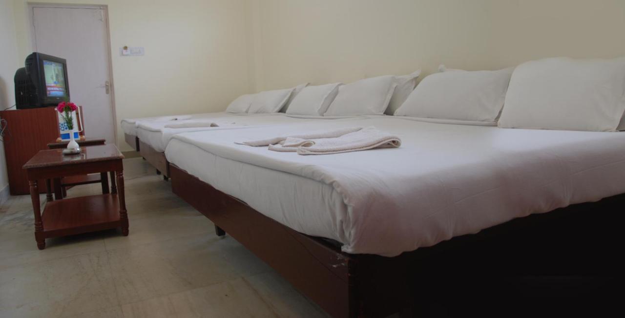 Sanjay Hotel Ooty