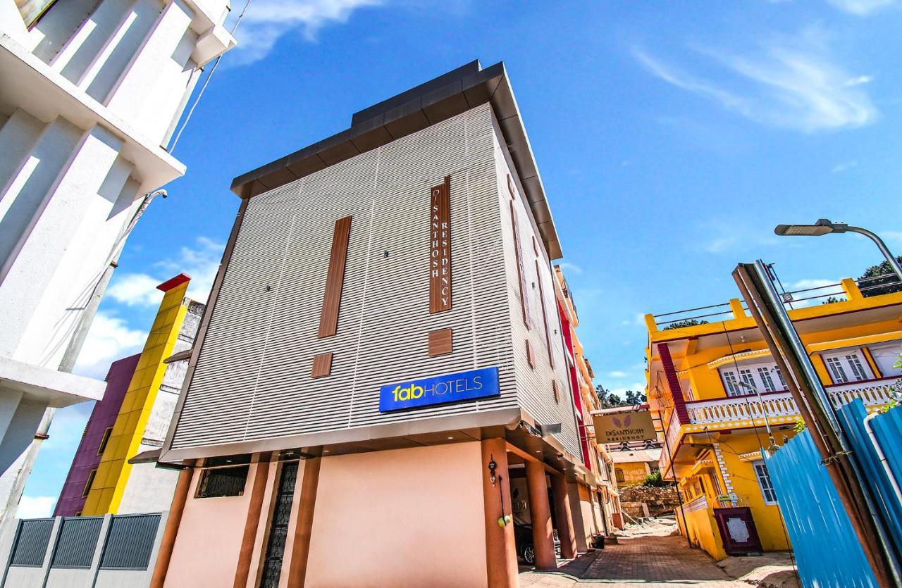 Hotel Fabhotel De Santosh Residency Ettines Road Ooty