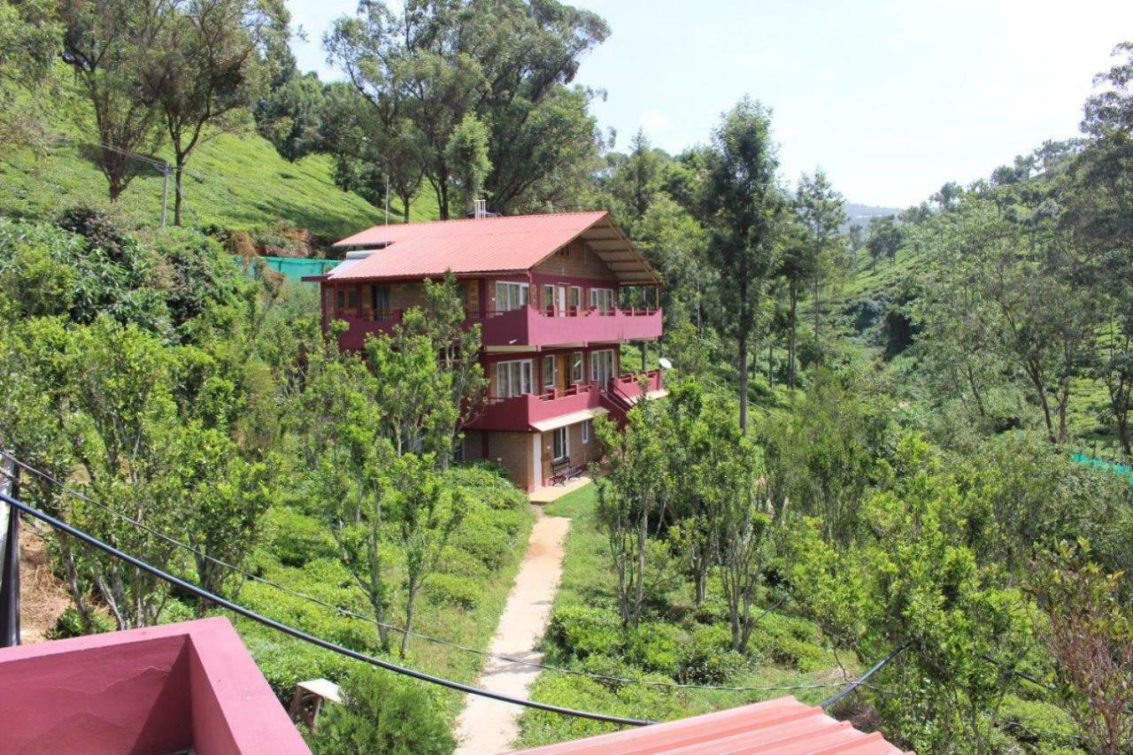 Rustling River Resort *