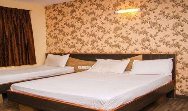 Fabhotel De Santosh Residency Ettines Road Hotel 3*
