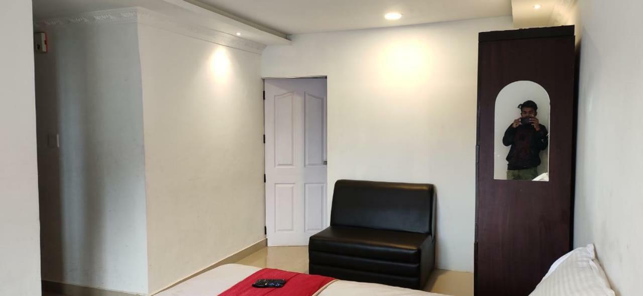 Hotel Runs Residency Ooty