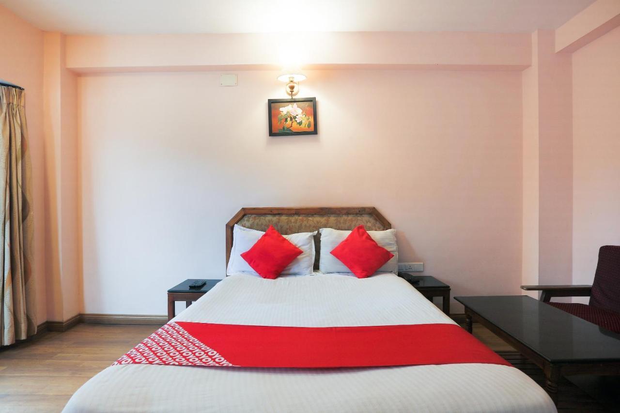 Hotel Oyo 48910 Blue Bird Deluxe Ooty