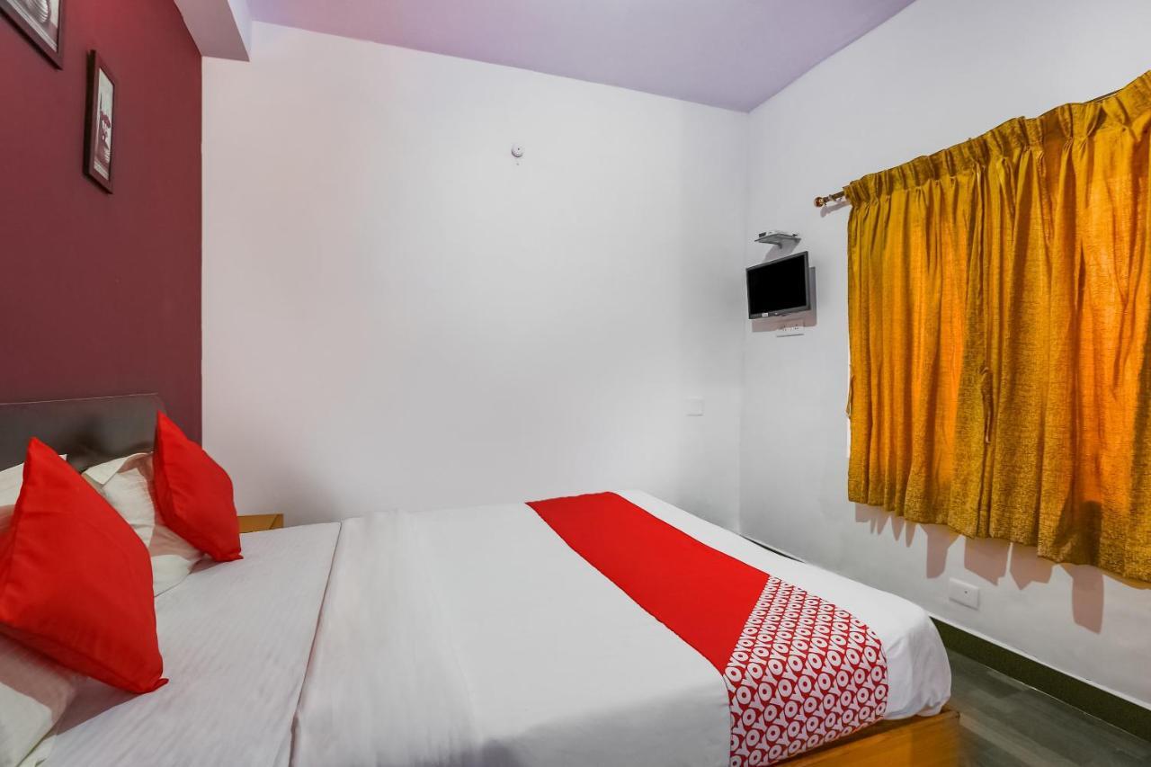 Oyo 27895 Memo Hotel 3*